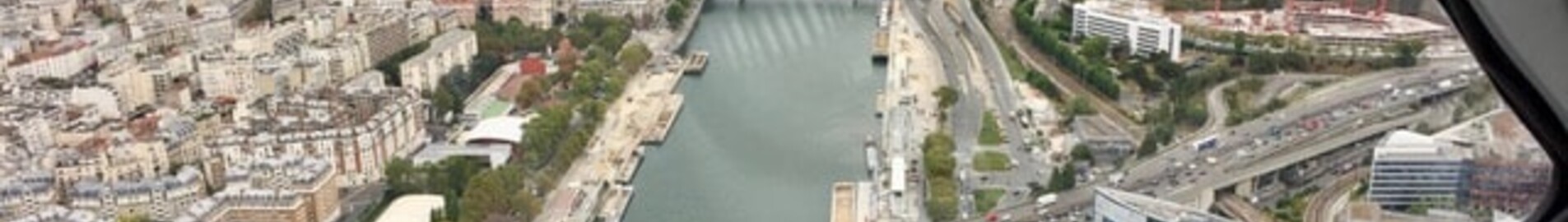 Paris’te helikopter turu