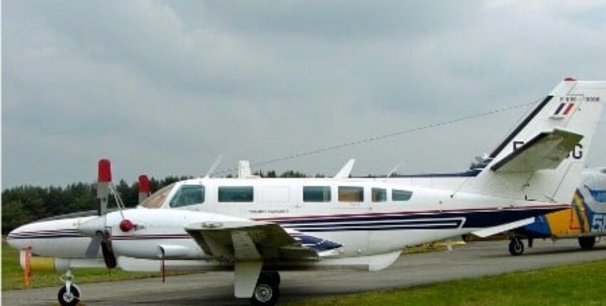 Location jet privé - CESSNA 406 sur tarmac nuageseux.