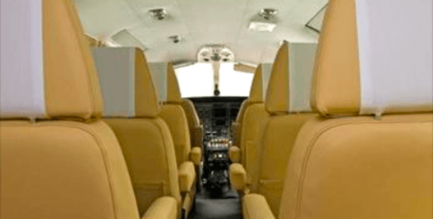 location de jet privé, intérieur CESSNA 406, sièges en cuir tan