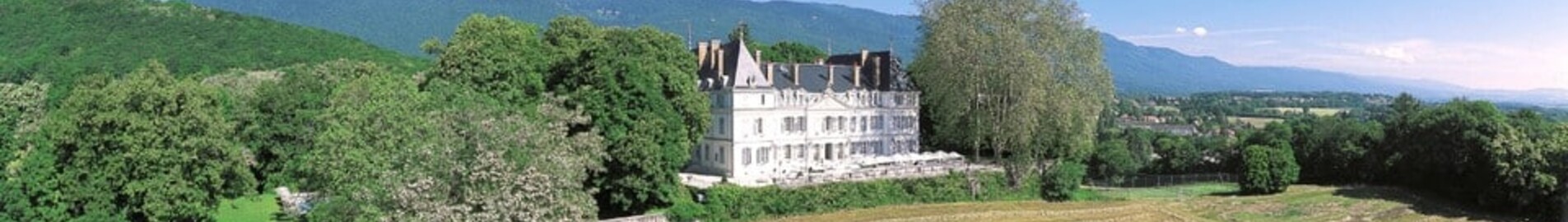 Helikopter kiralama : Château de Divonne Jura Lac Léman