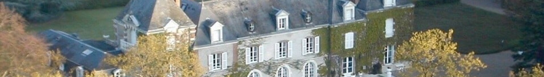 Loire Vadisi’ndeki Domaine des Hauts De Loire için bir helikopter kiralayın