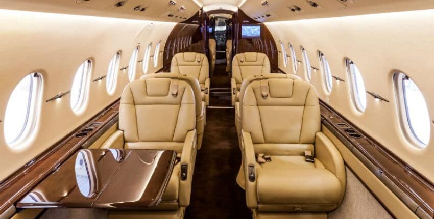 location de jet privé, intérieur luxueux Hawker 4000