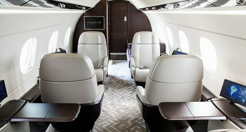 cabine intérieur Legacy 500