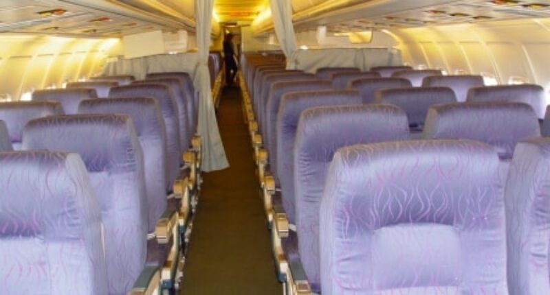 location de jet privé : cabine vide MD-82 élégante