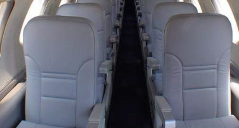 Jet privé - Sièges vides dans la cabine Metro III.