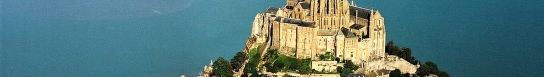 Özel jet kiralama Granville Mont Saint Michel havaalanı