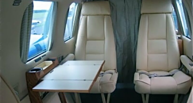 Cabine intérieure Piper PA31