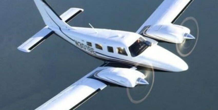 PIPER PA 34 SENECA-1