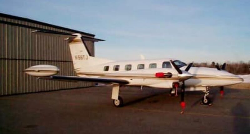 PIPER CHEYENNE 2 extérieur