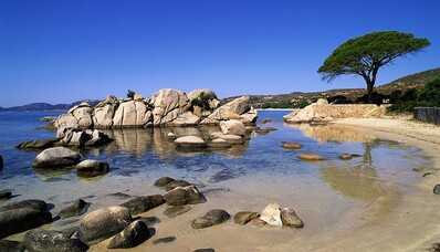Helikopter kiralayın: Porto-Vecchio’dan Korsika üzerinde uçun