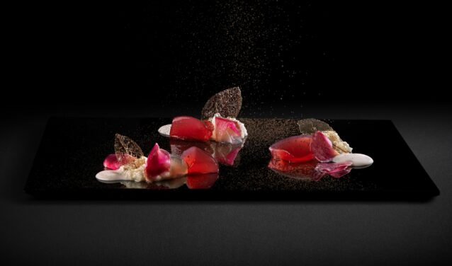Location de jet privé - Dessert gastronomique élégant.