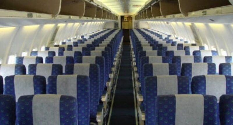 boeing-737-300 cabine intérieur