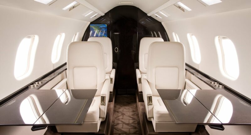 location de jet privé - Intérieur luxueux du Learjet 60