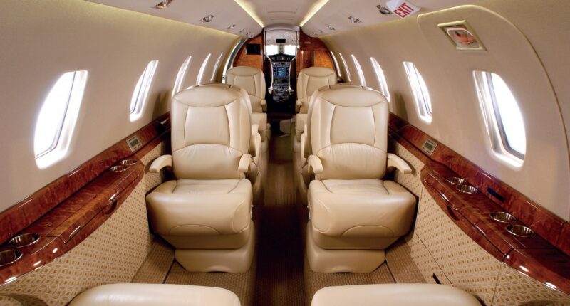 location de jet privé, intérieur CESSNA CITATION VI.