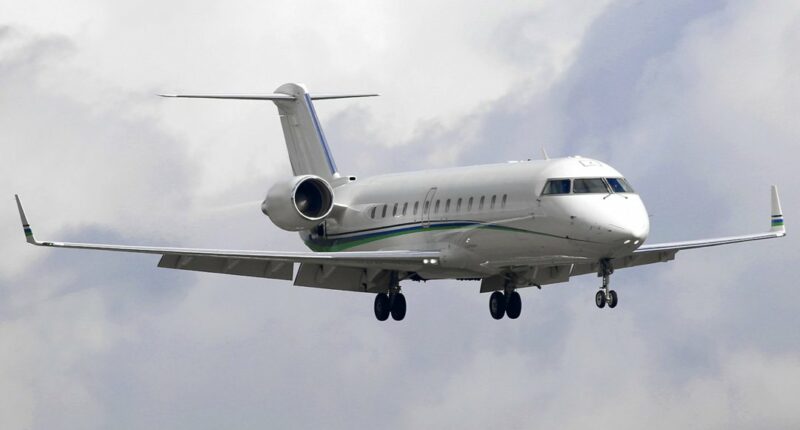 Cabine intérieure jet privé Challenger 850