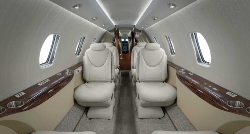 Citation XLS intérieur en cuir blanc