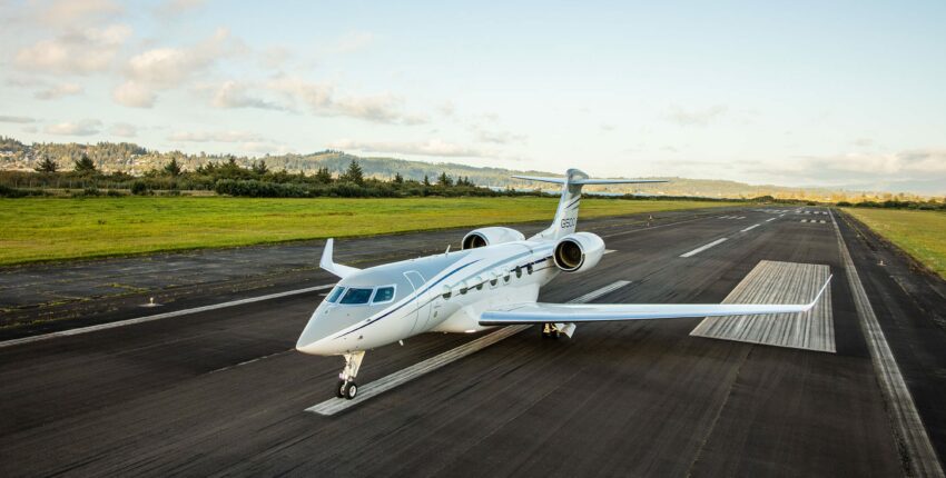 Jet privé Gulfstream G500 piste d'atterrissage