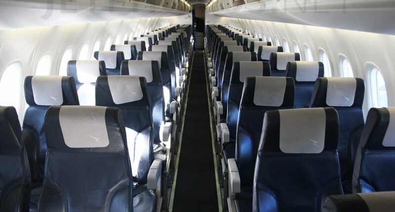 DASH 8-300 intérieur