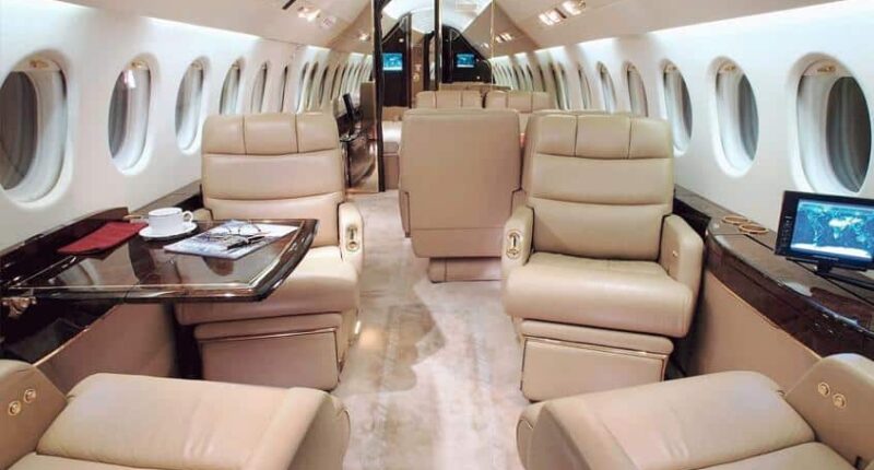 Falcon 900 intérieur