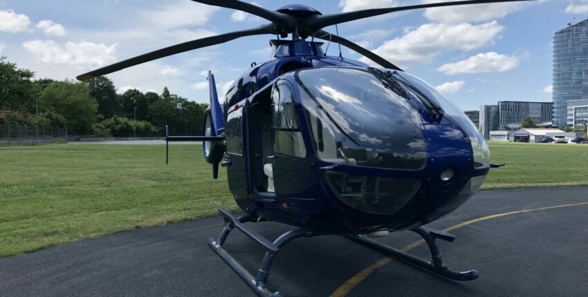 EC135 bleu