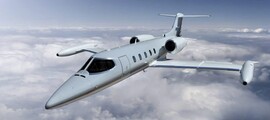 Jet privé Learjet 75 siège en cuir blanc