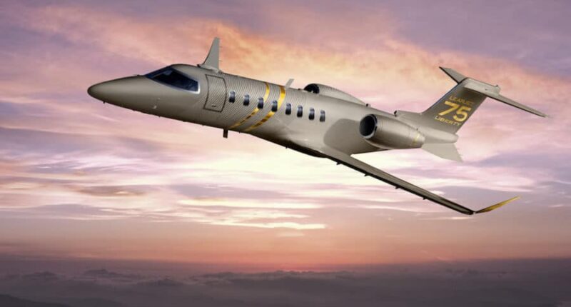 Jet privé Learjet 75 siège en cuir blanc
