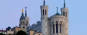 Lyon Bron: özel jet kiralama 