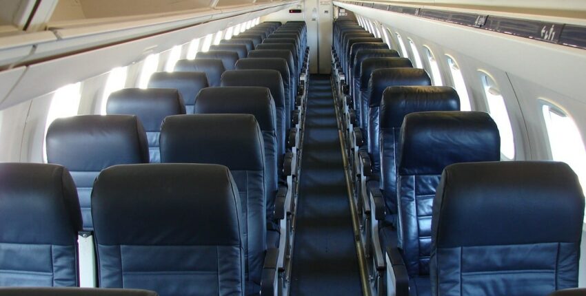 Embraer 145 intérieur
