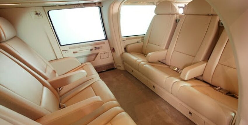 Hélicoptère Dauphin AS 365 intérieur