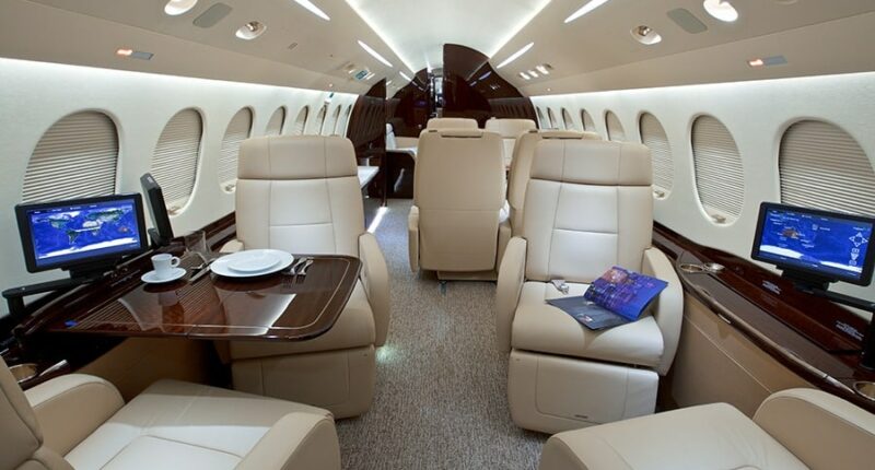 Falcon 8x intérieur