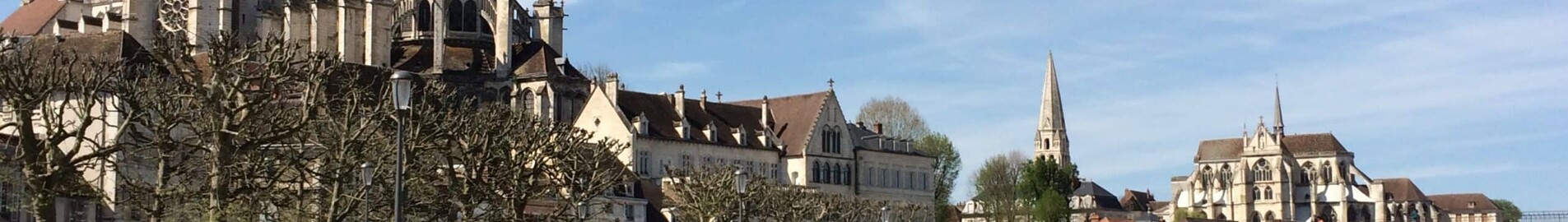 Auxerre Şubeleri: özel jet kiralama 