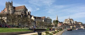 Auxerre Şubeleri: özel jet kiralama 