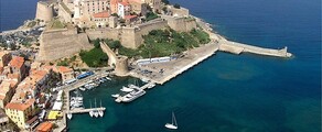Paris - Calvi : özel jet kiralama 