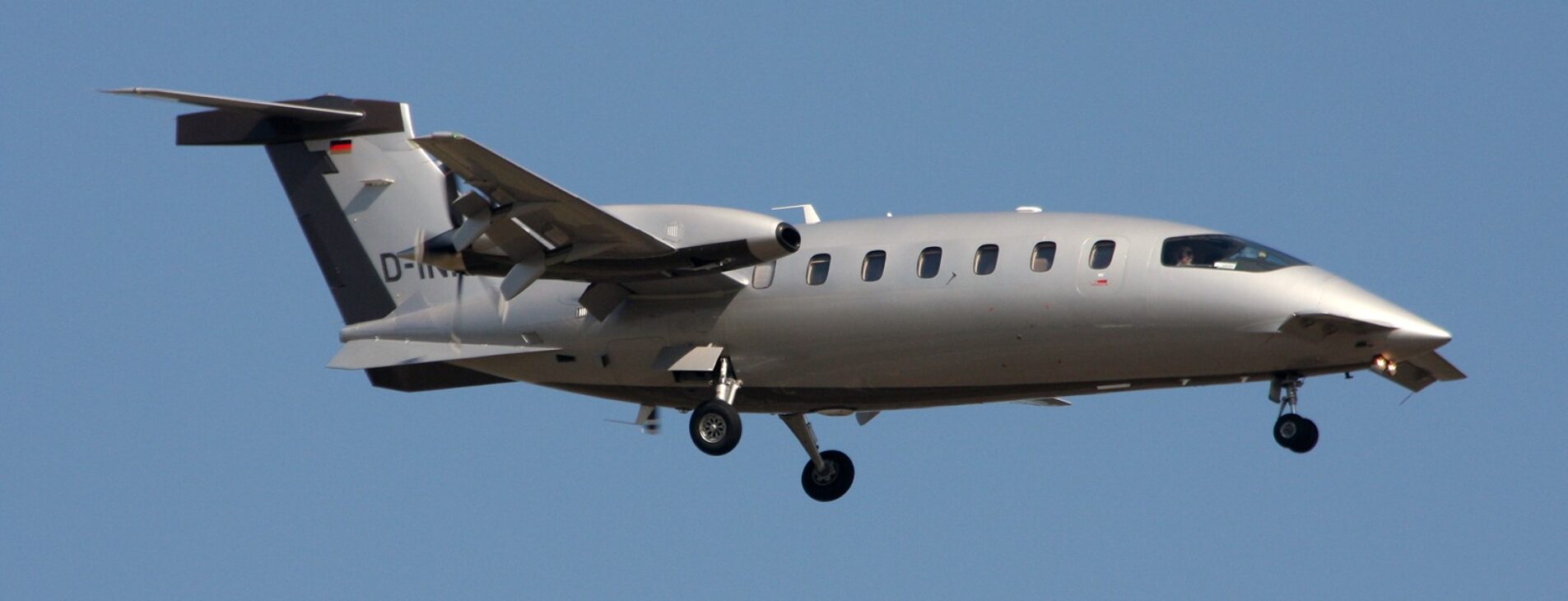 Piaggio avanti p180 en vol