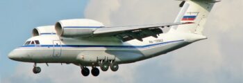 avion cargo An-124 piste