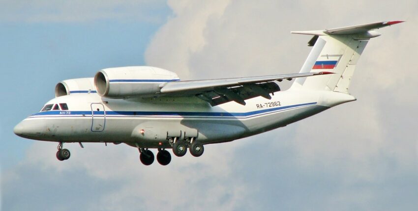 Louer un Antonov An-72 bimoteur