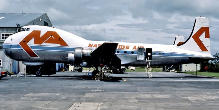 Avion cargo Carvair Aviation Traders