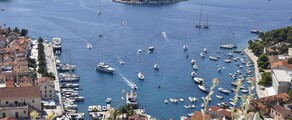 Hvar : özel jet kiralama 