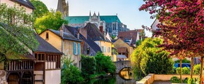 Chartres Champhol: özel jet kiralama 