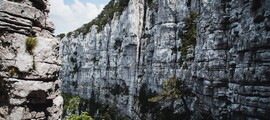 Cemovsko Polje : özel jet kiralama