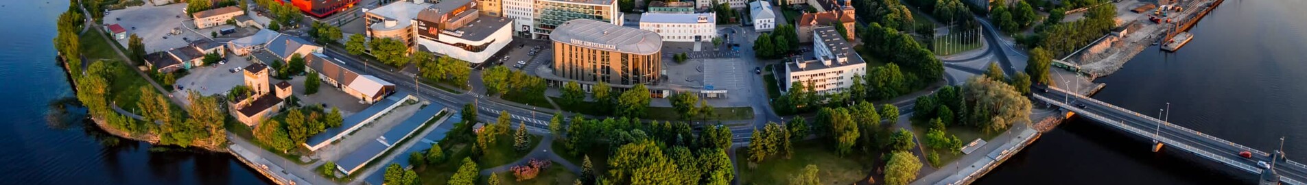 Parnu : özel jet kiralama 