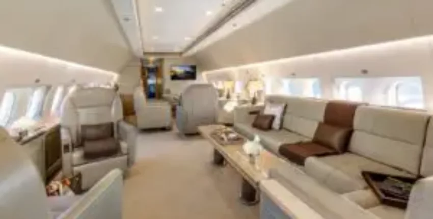 Privatjet mets: A319 CORPORATE JET, intérieur luxueux.
