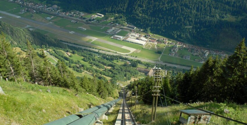 le funiculaire pour aller dans la vallée de Piora