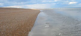 Chichester Airfield'da özel jet kiralama