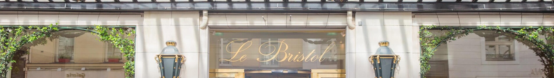 Paris’te lüks otel: Bristol Paris’te mükemmellik yeniden tanımlandı