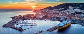 Saint-Tropez - Ajaccio : özel jet kiralama