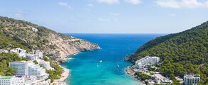 Cannes - İbiza: özel jet kiralama