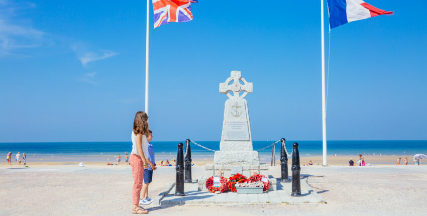 sword beach normandie helicopter tour