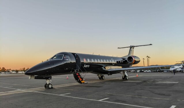 ERJ 135 VIP exterior